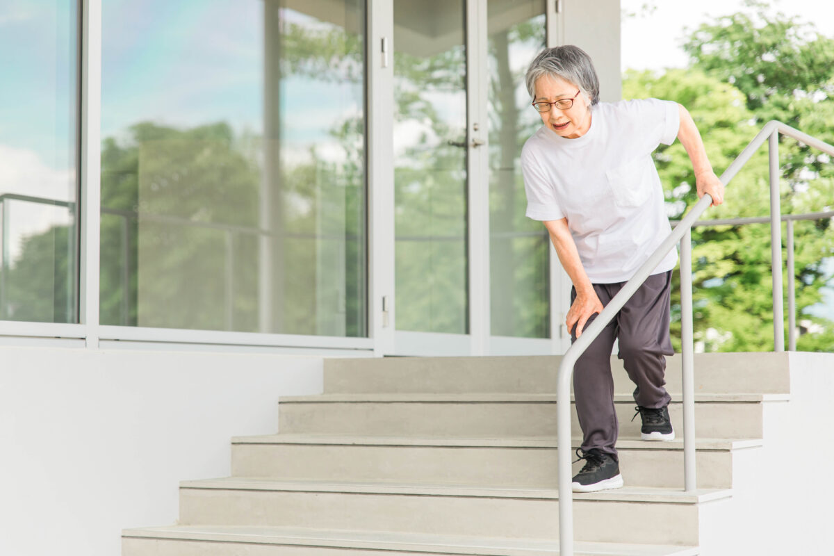 いつの間にか骨折！？ 骨粗しょう症とはどんな病気？